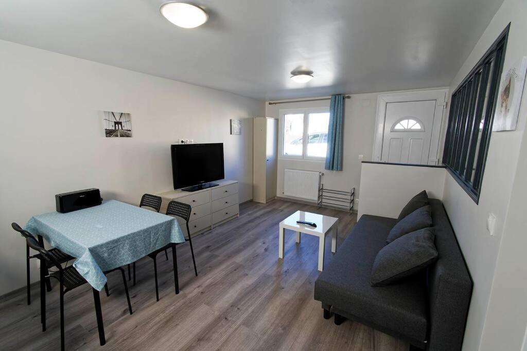 Mon Petit Coin Tranquille Apartment Coubron Екстериор снимка